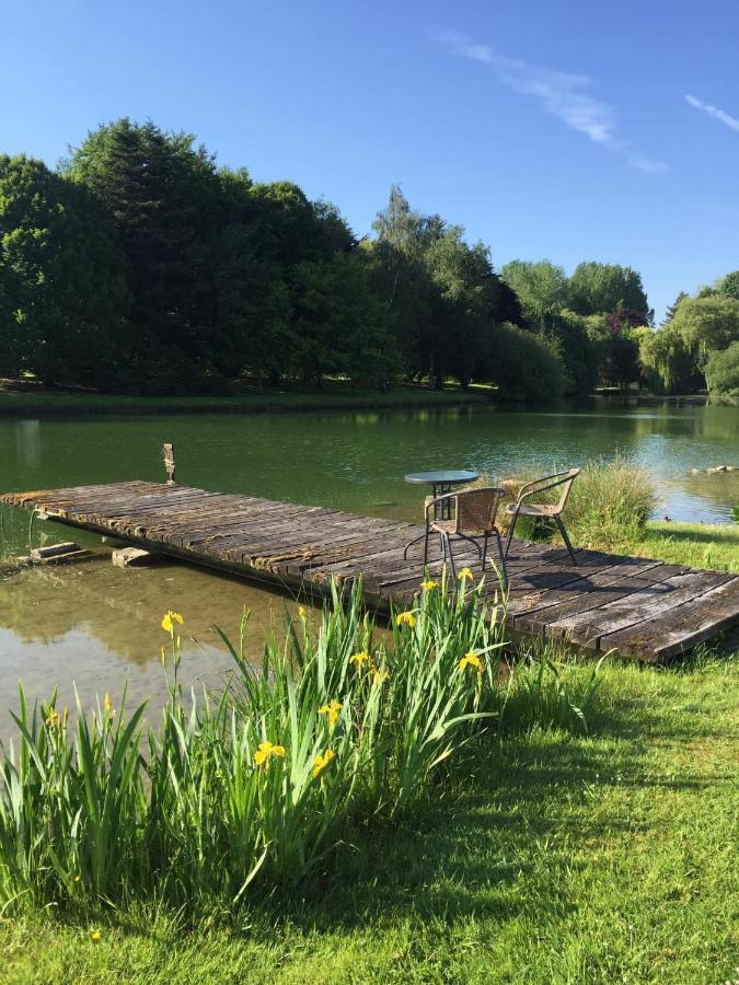 Bed and Breakfast Domaine D'Aveluy Exterior foto